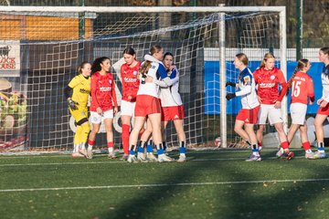 Bild 19 - wBJ Hamburger SV - Holstein Kiel : Ergebnis: 8:0